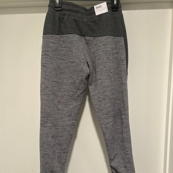 UNIVIBE GRAY JOGGERS BEST OFFER EXCEPTED - Picture 3 of 9
